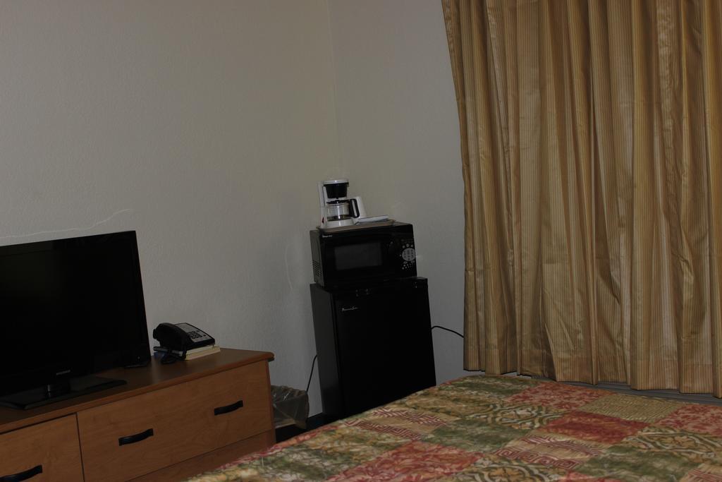 Americas Best Value Inn Γκραντ Φορκς Εξωτερικό φωτογραφία