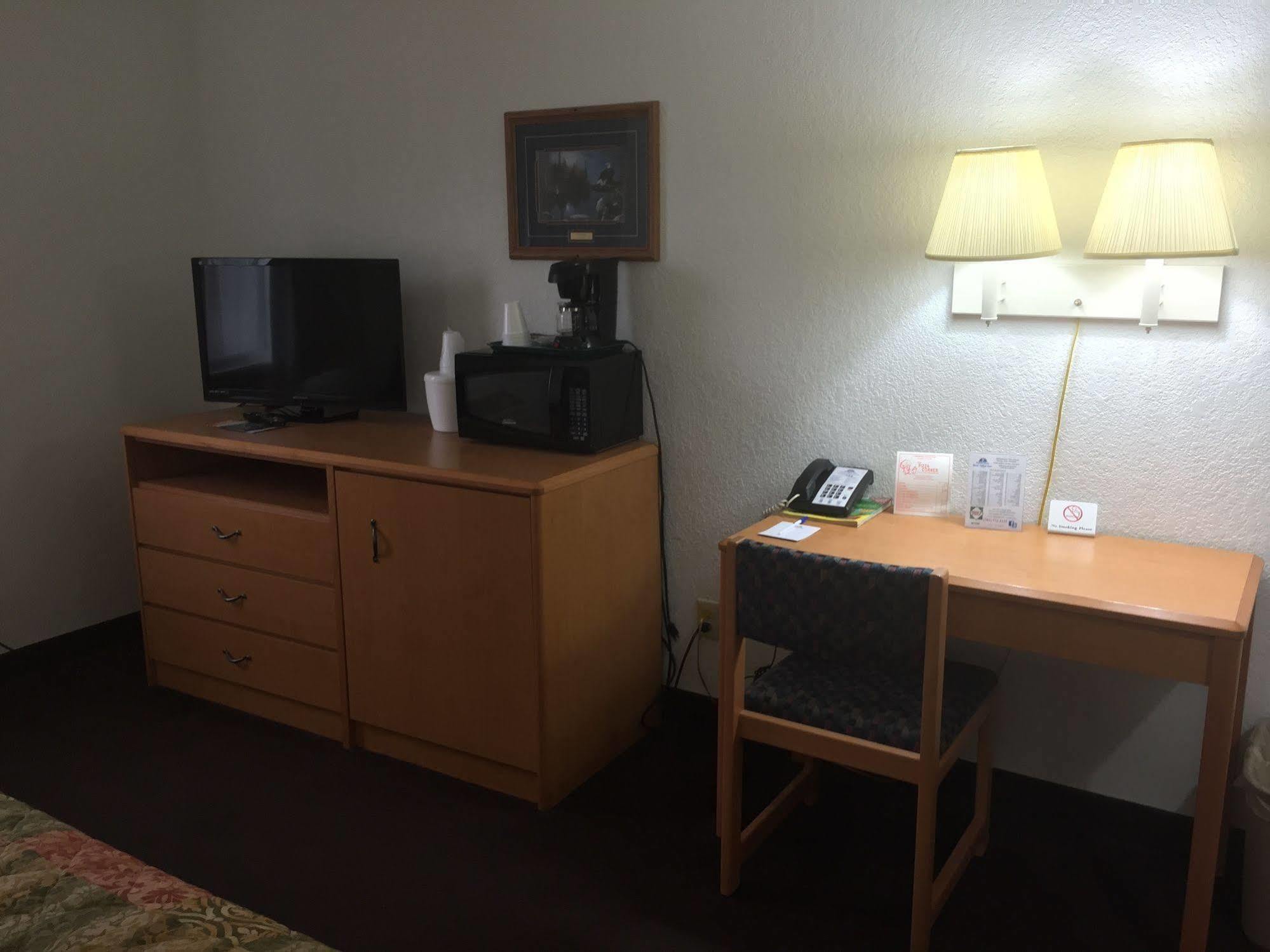 Americas Best Value Inn Γκραντ Φορκς Εξωτερικό φωτογραφία